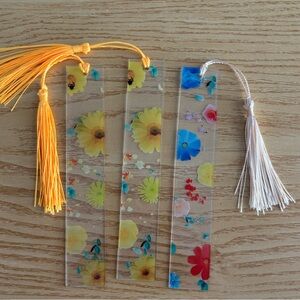 3 Floral Bookmark Set with Tassels